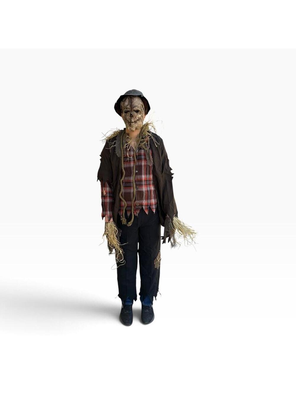 Title: Spirit Halloween Haunting Scarecrow Costume Adult Medium